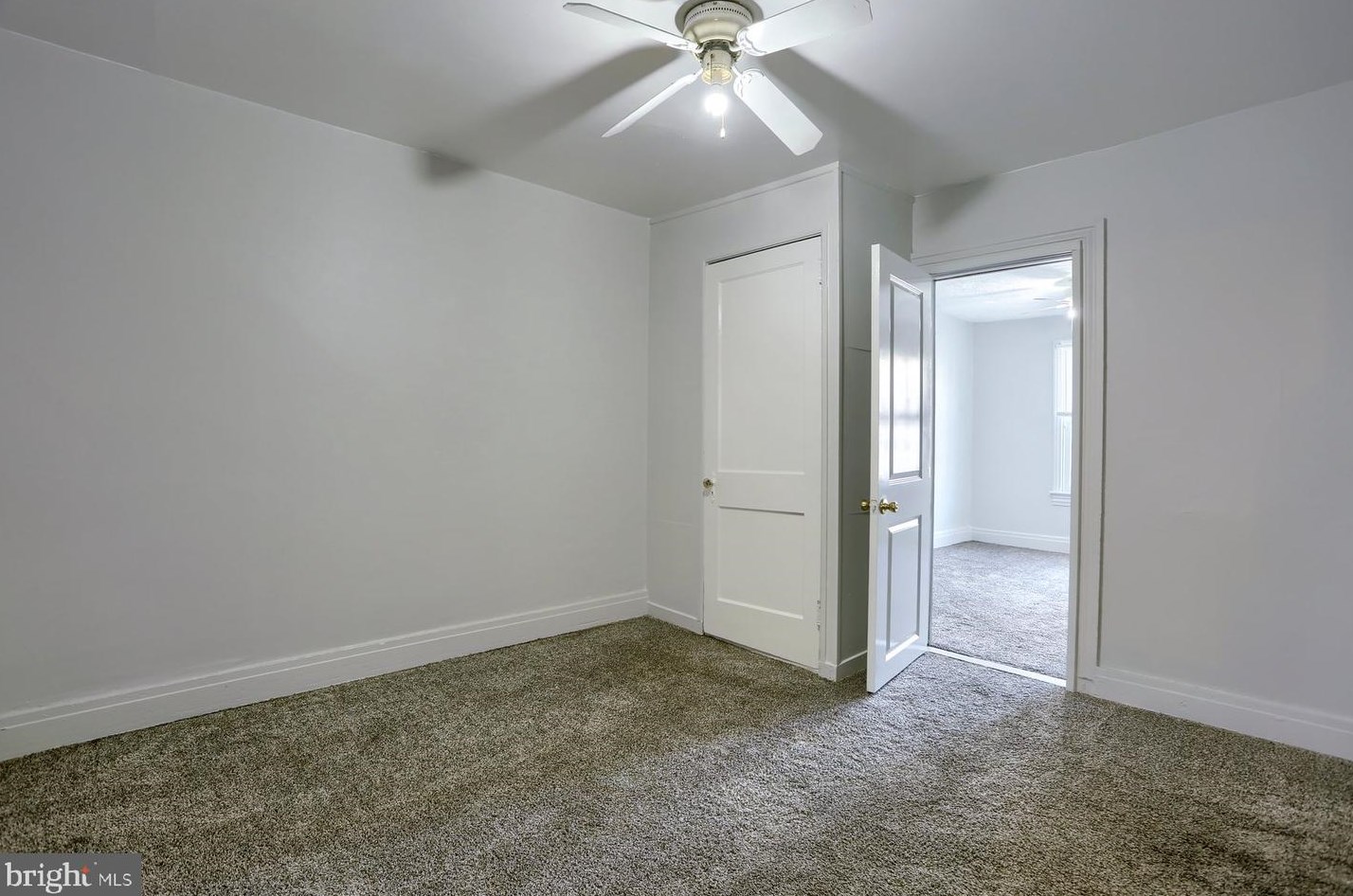 228 10th St, Lebanon PA  17042-5911 exterior