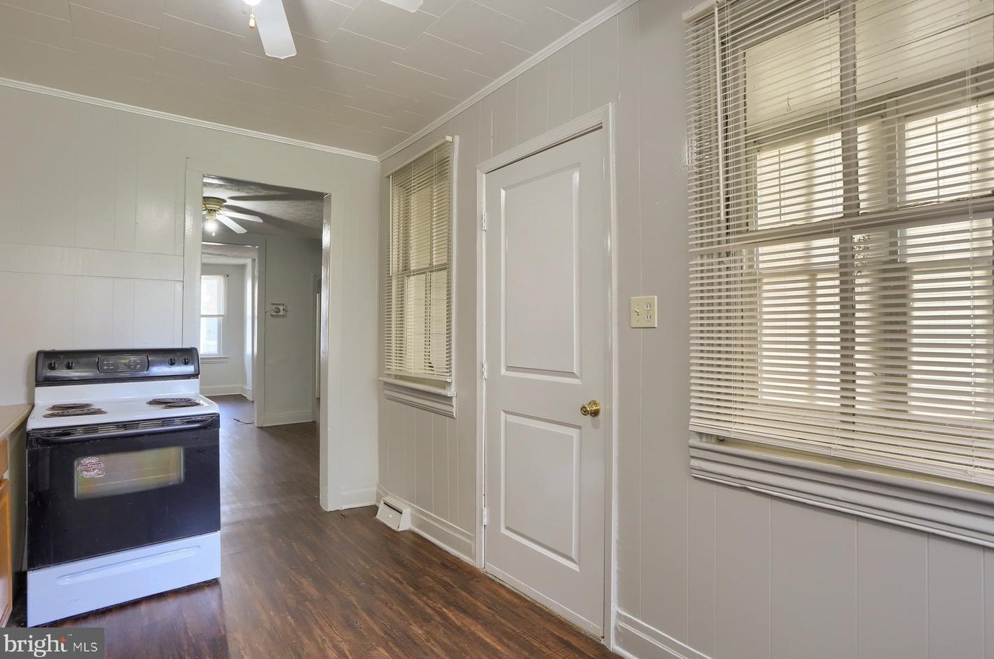 228 10th St, Lebanon PA  17042-5911 exterior