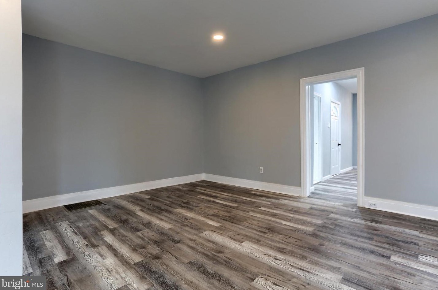 718 Guilford St, Lebanon PA  17046-3528 exterior