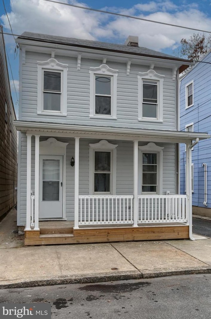 718 Guilford St, Lebanon PA  17046-3528 exterior