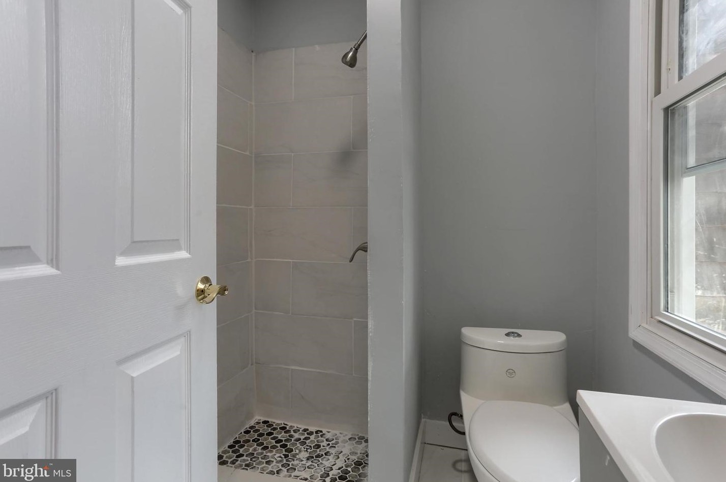 718 Guilford St, Lebanon PA  17046-3528 exterior