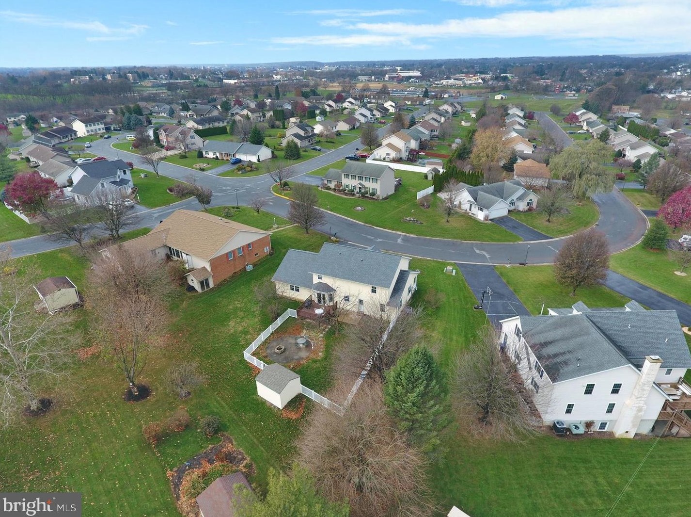 650 Richfield Dr, Lebanon PA  17042-8891 exterior