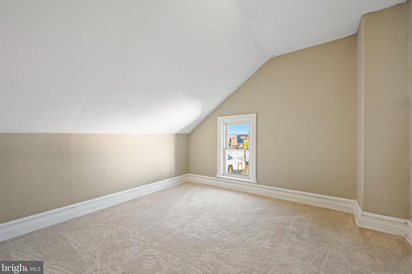 211 Chestnut St, Lebanon PA  17042-3211 exterior