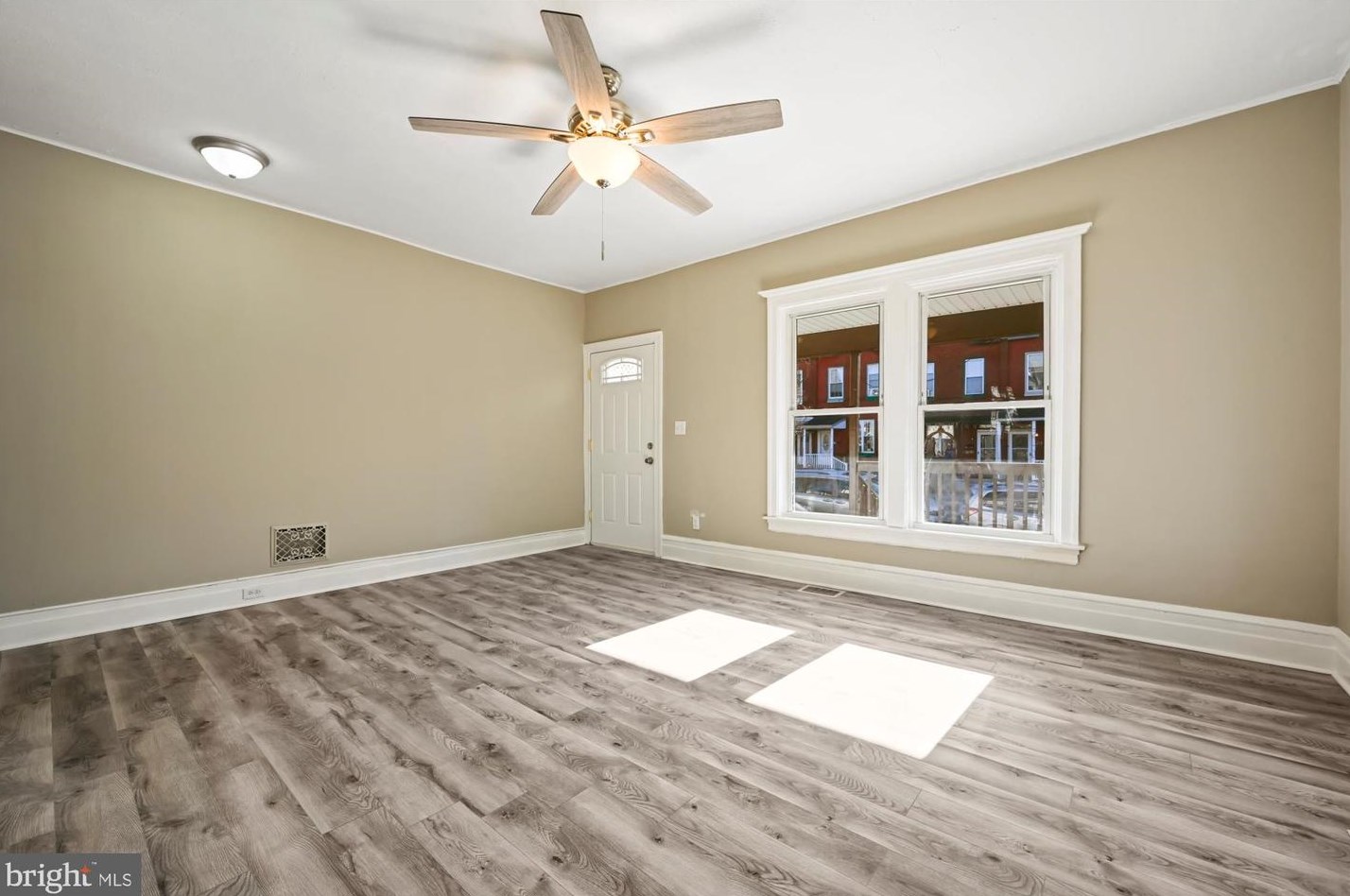 211 Chestnut St, Lebanon PA  17042-3211 exterior