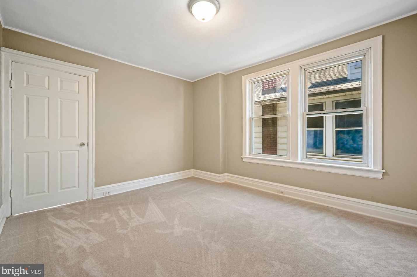 211 Chestnut St, Lebanon PA  17042-3211 exterior