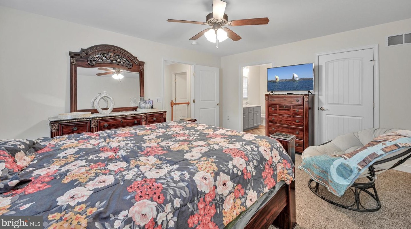 1164 Harvest Dr, Lebanon PA  17046-1574 exterior