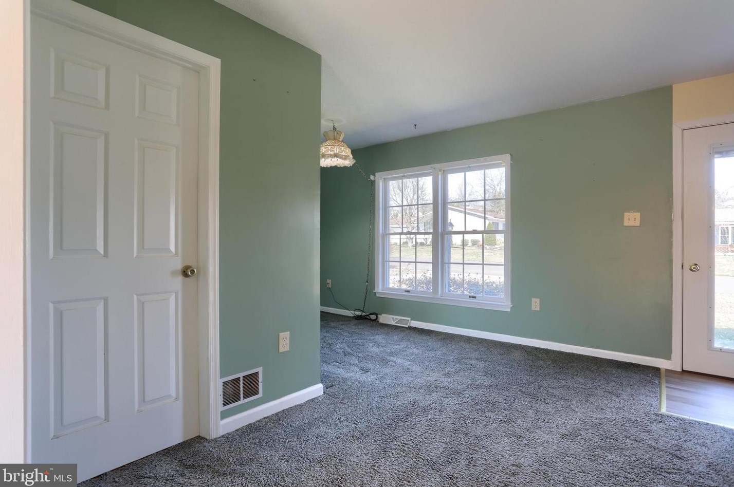 103 Swatara Cir, Bordnersville PA  17038-9719 exterior