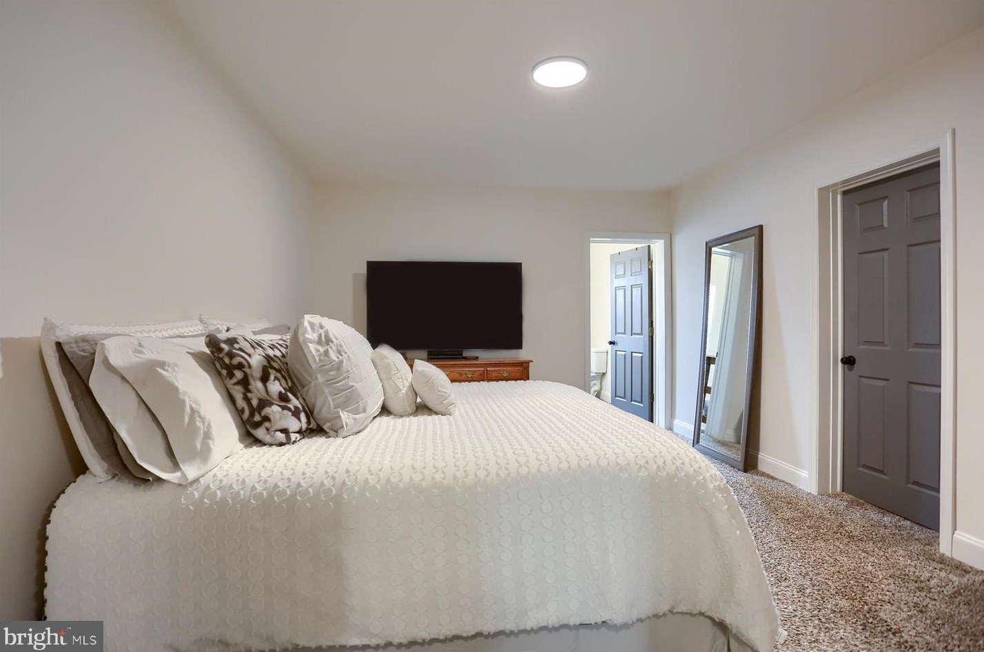 129 Mifflin St, Lebanon PA  17046-3831 exterior