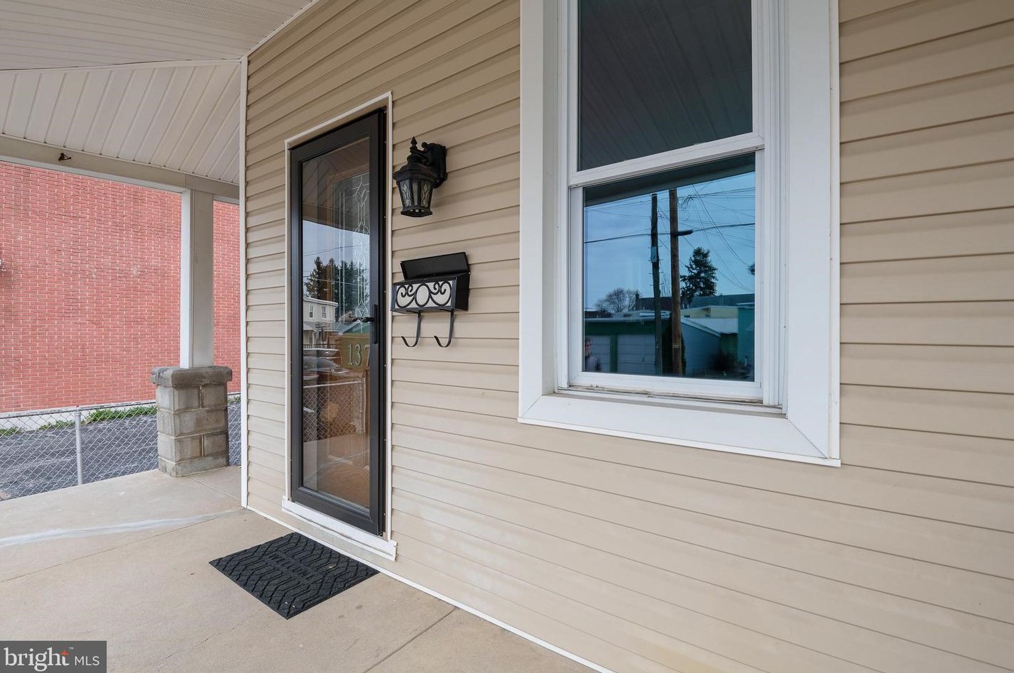 137 Guilford St, Lebanon PA  17046-3853 exterior