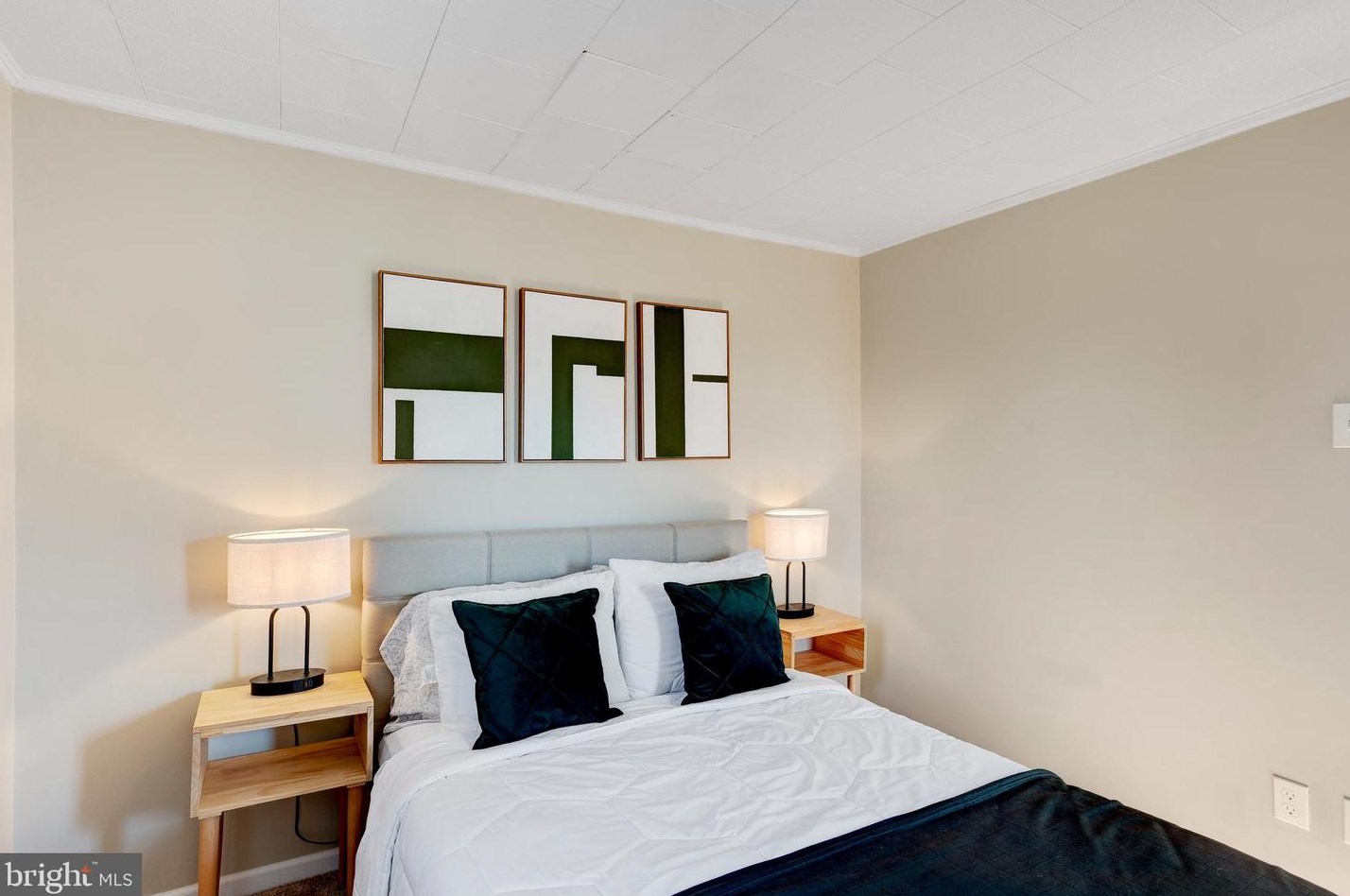 1914 Allegheny Ave, Lebanon PA  17042-8313 exterior