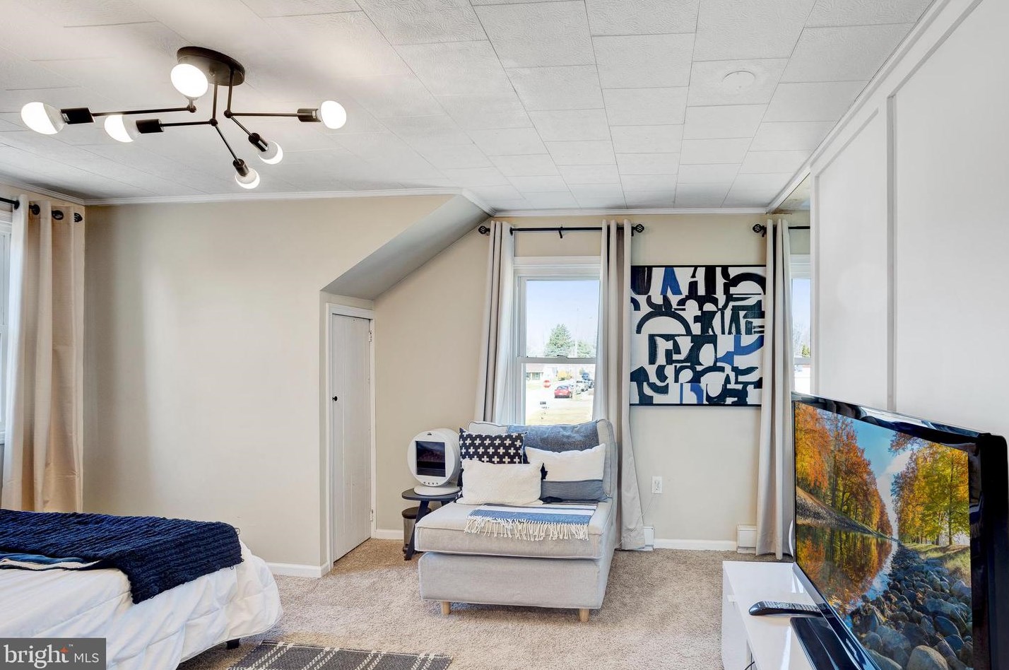 1914 Allegheny Ave, Lebanon PA  17042-8313 exterior