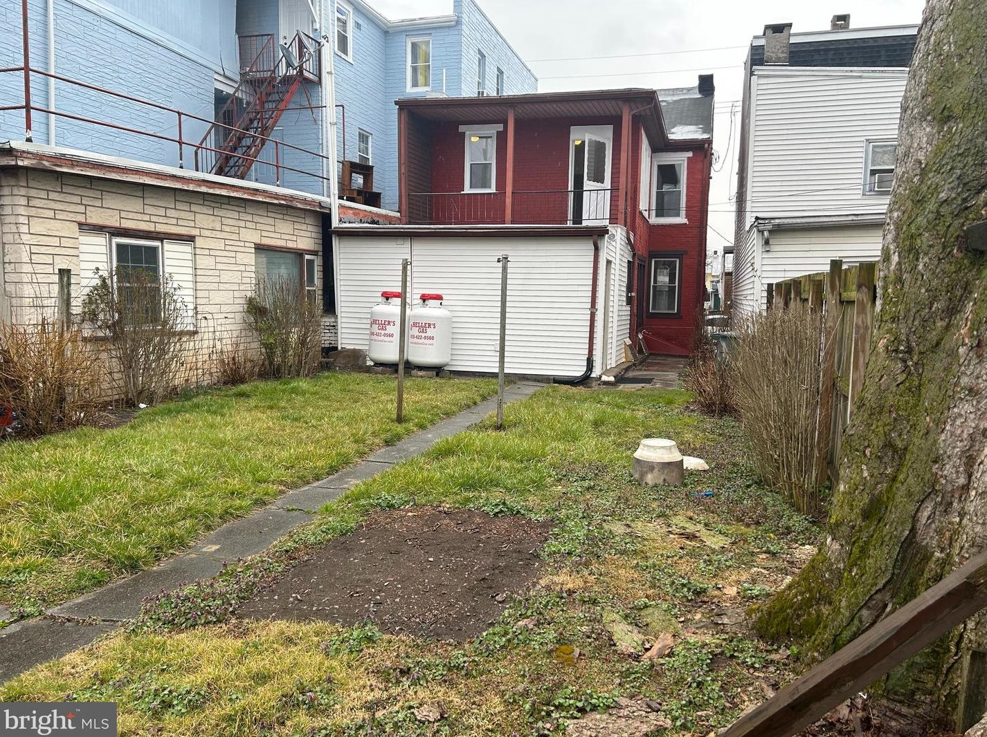 373 10th St, Lebanon PA  17042-5916 exterior