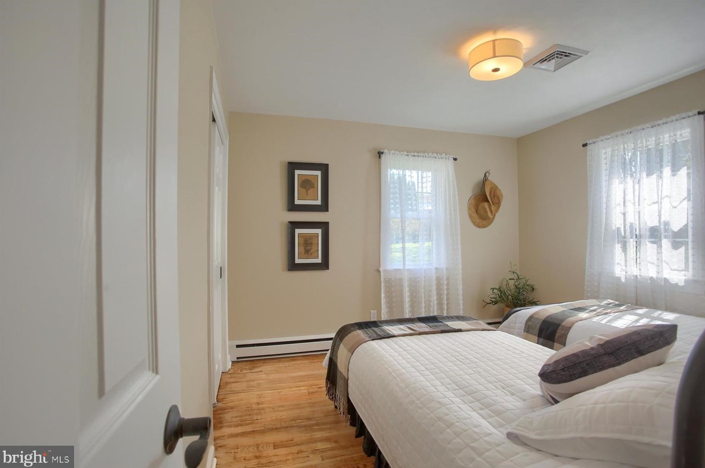 708 2nd Ave, Lebanon PA  17042-7608 exterior