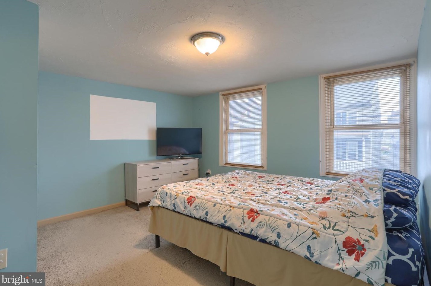 530 Maple St, Lebanon PA  17042-2535 exterior