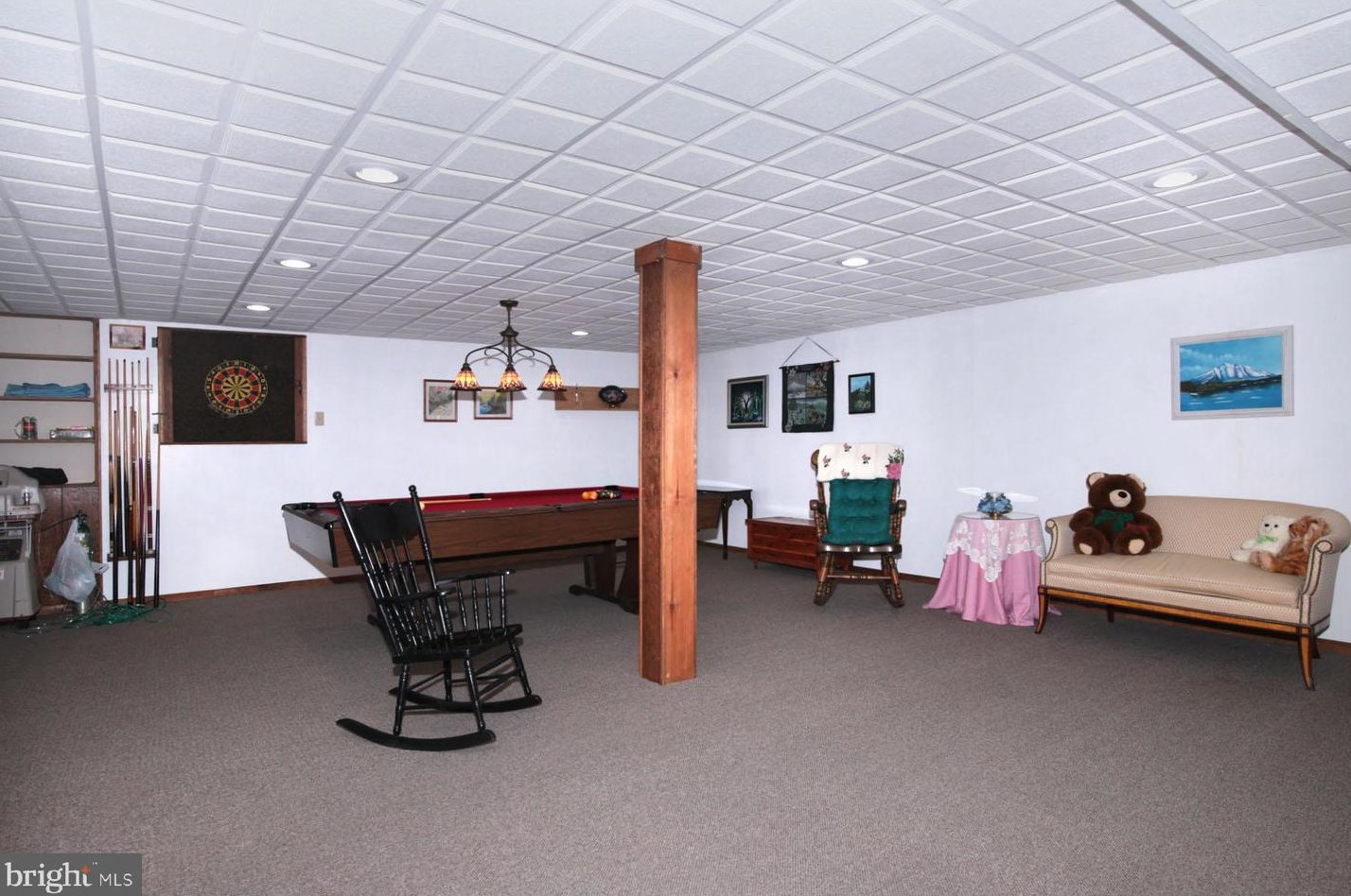 836 Tudor Ln, Lebanon PA  17042-6406 exterior