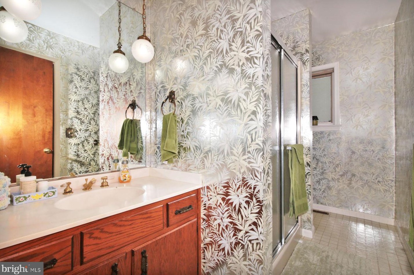 836 Tudor Ln, Lebanon PA  17042-6406 exterior