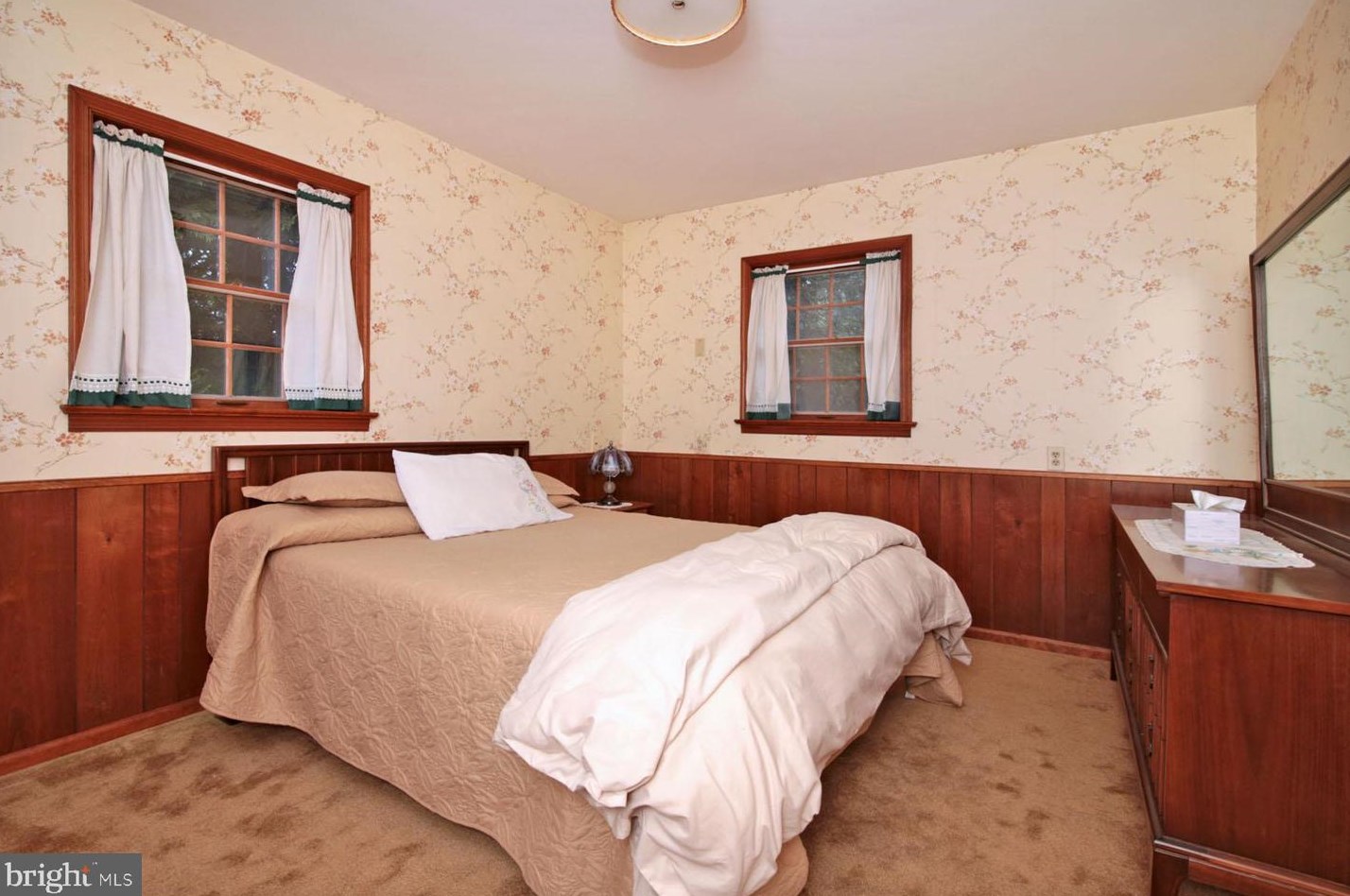 836 Tudor Ln, Lebanon PA  17042-6406 exterior