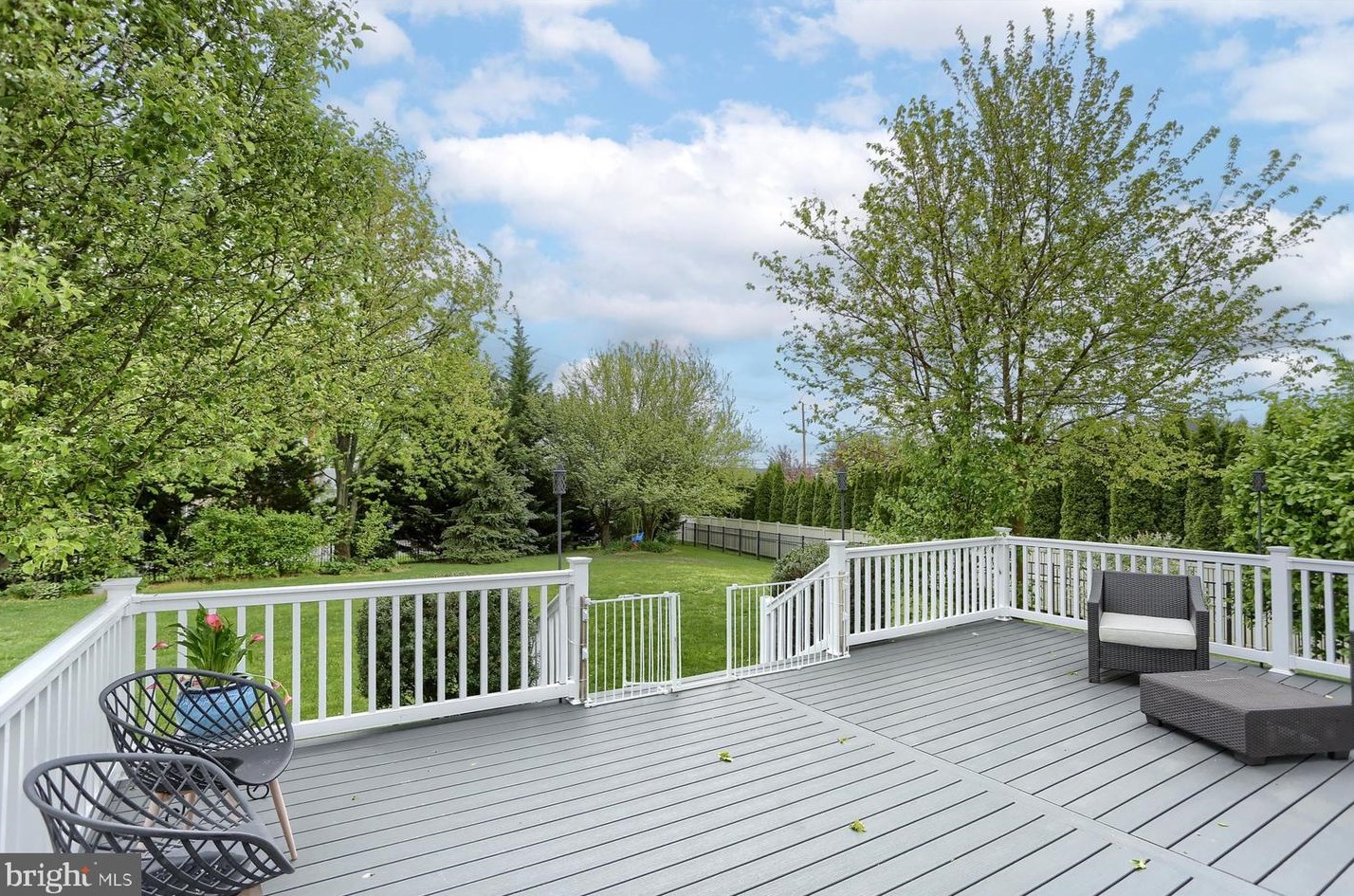 15 Augusta Dr, Bellegrove PA  17003-8609 exterior