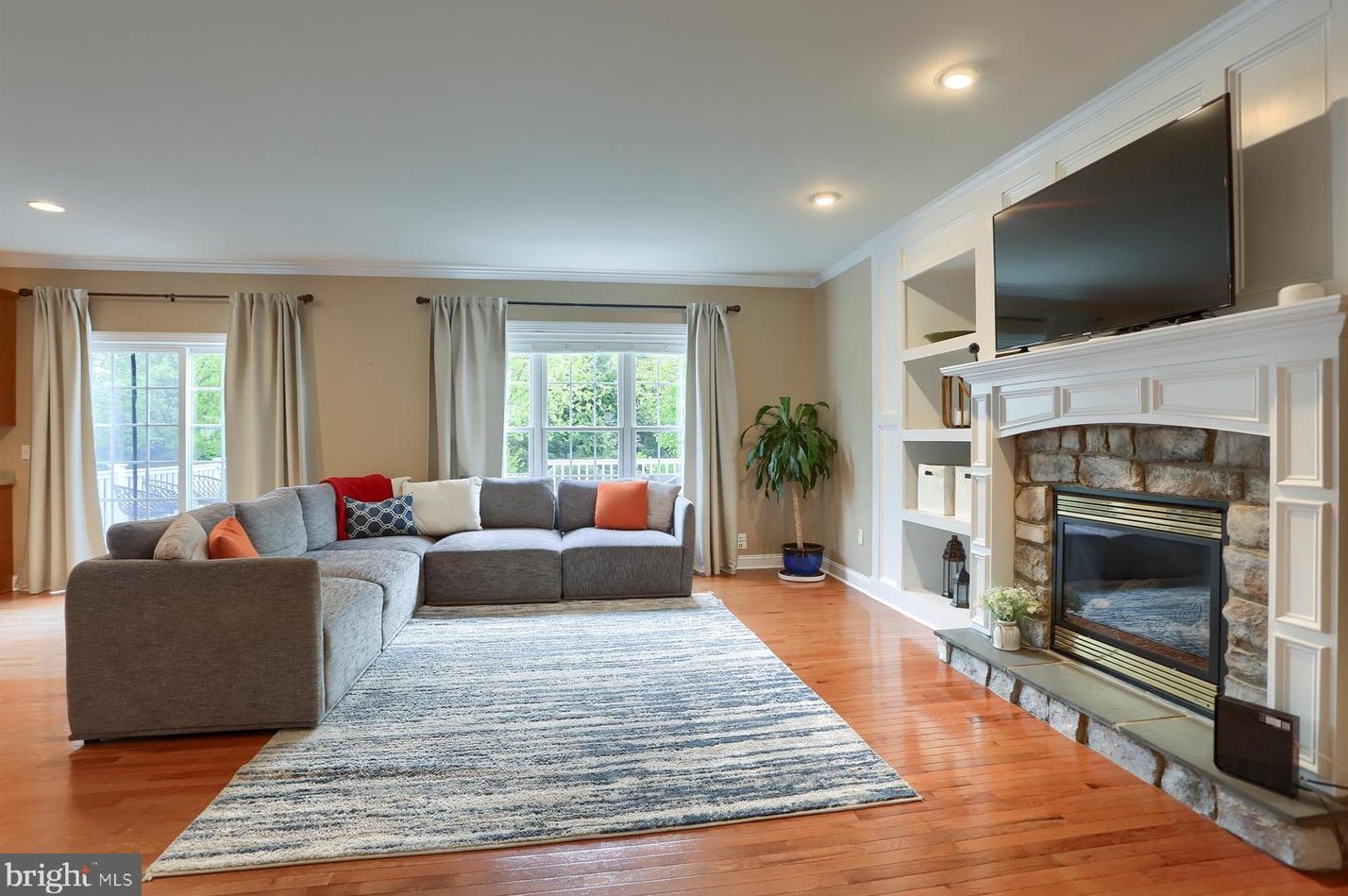 15 Augusta Dr, Bellegrove PA  17003-8609 exterior