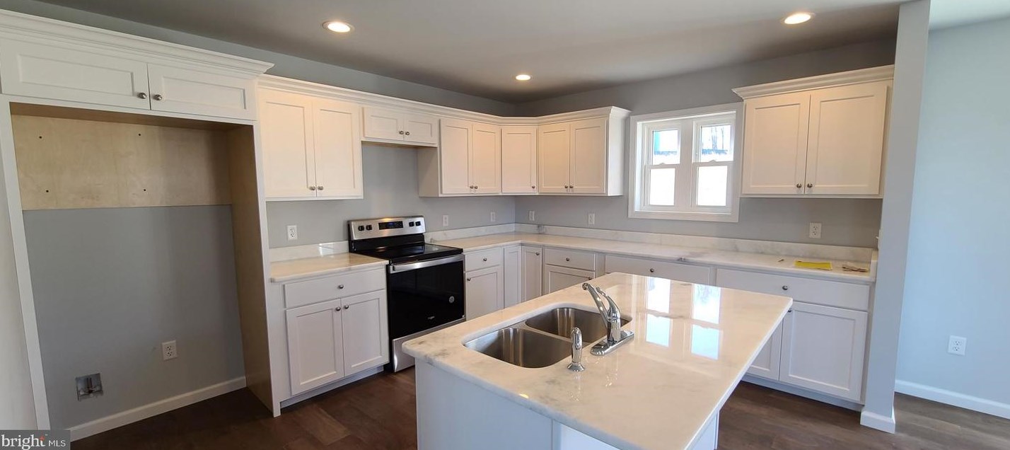 232 Gary Ave, Lebanon PA 17046-1916 exterior