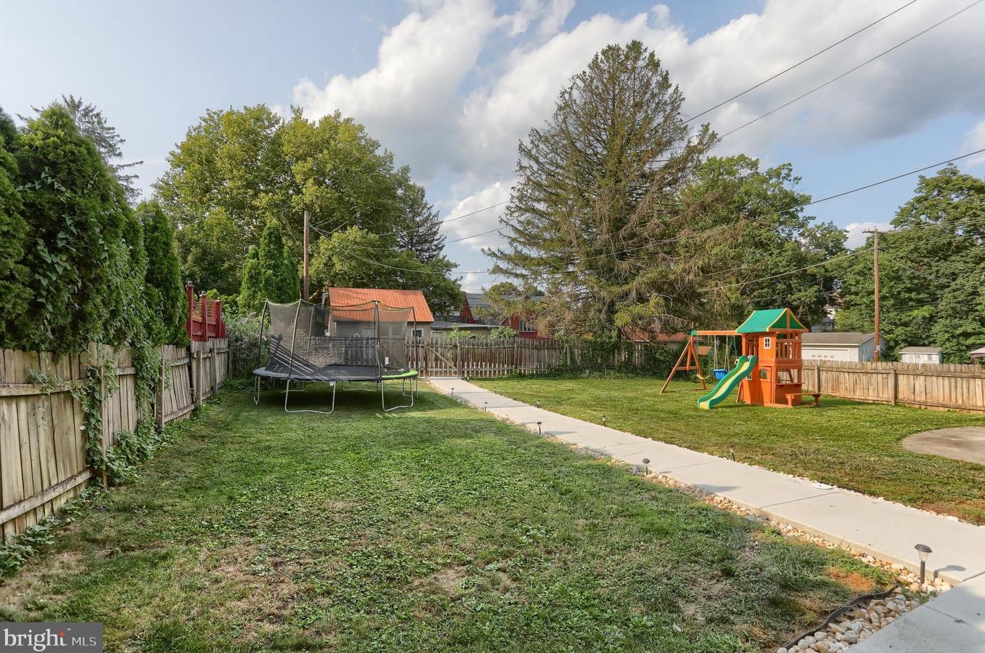 337 Main St, Bellegrove PA 17003-1358 exterior