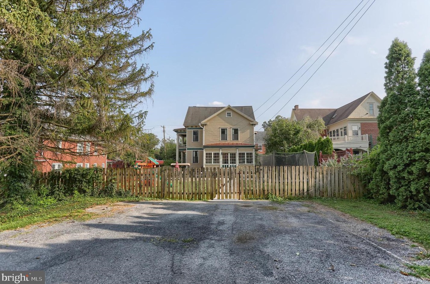 337 Main St, Bellegrove PA 17003-1358 exterior