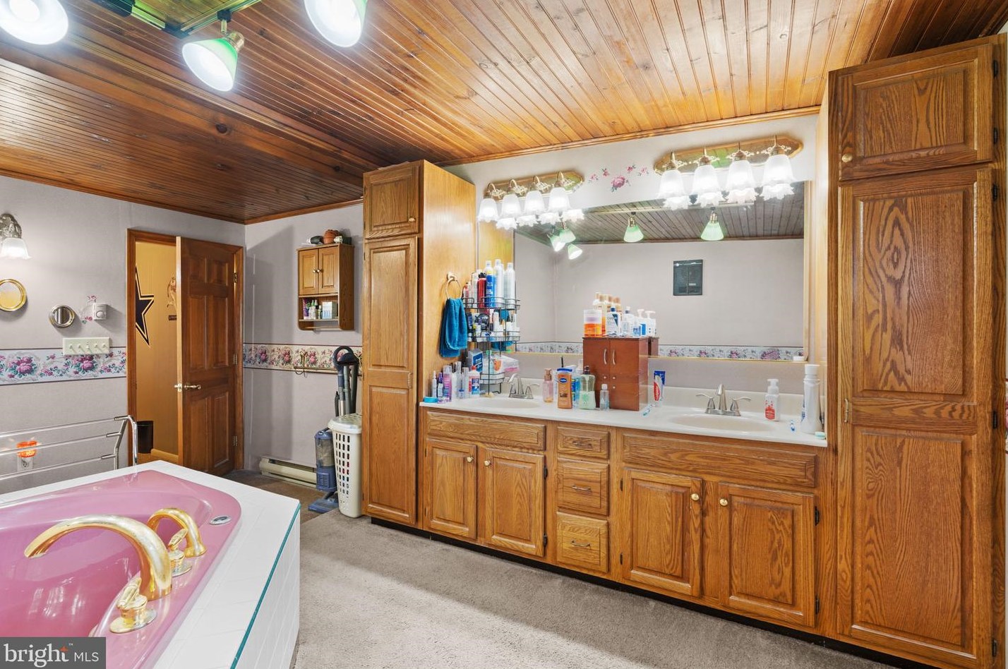 1823 Ctr St, Lebanon PA 17042-4447 exterior