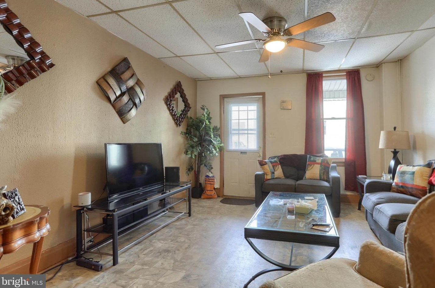 1126 Buttonwood St, Lebanon PA 17046-4928 exterior