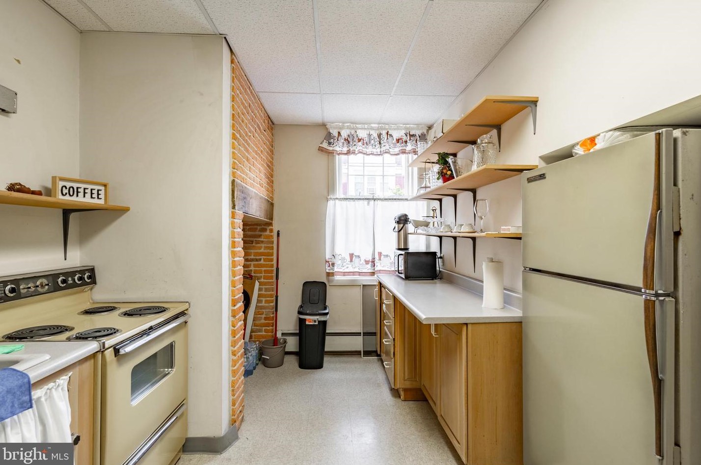 541 8th St, Lebanon PA  17042-6025 exterior