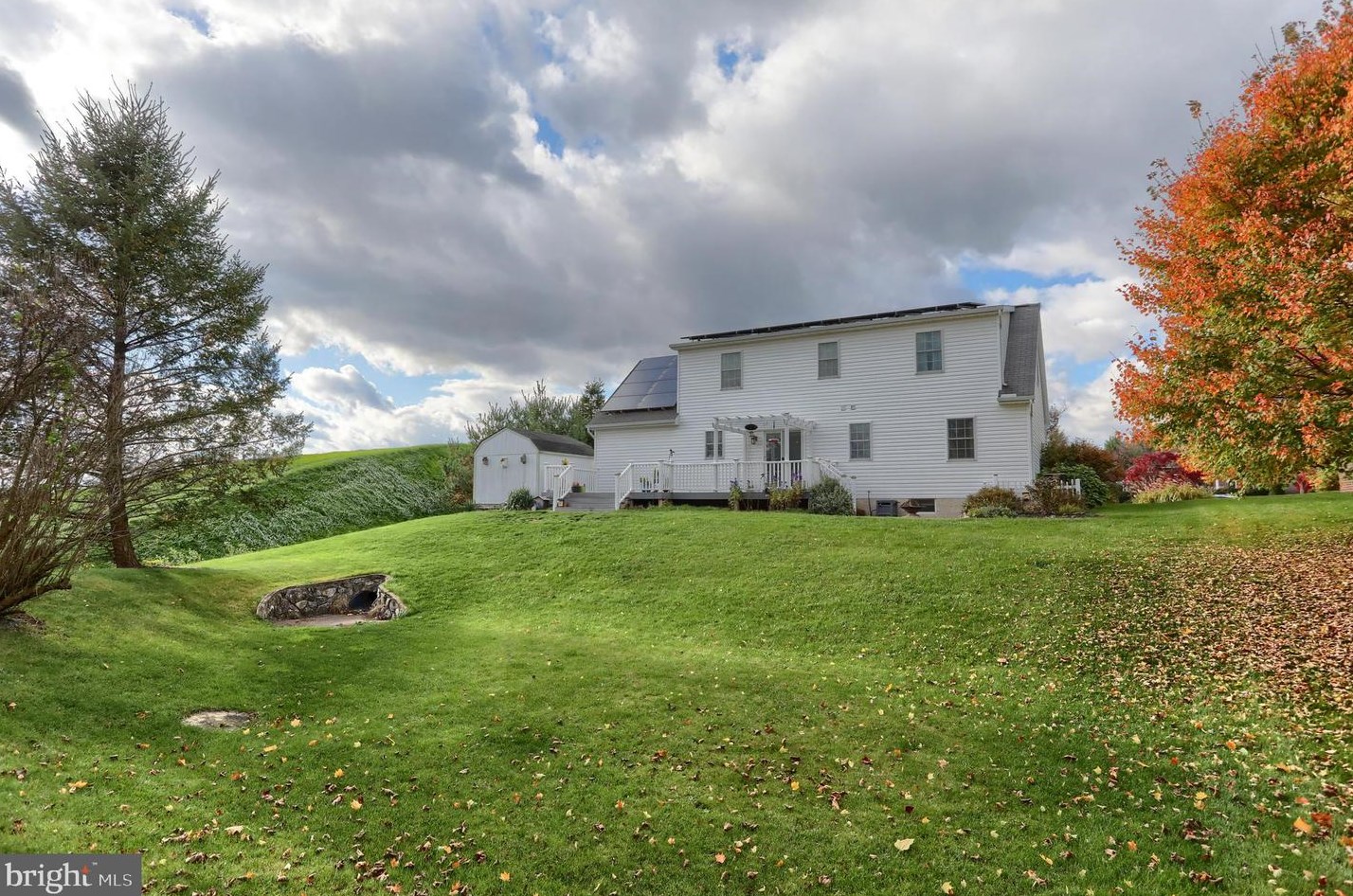 1350 Juniper St, Lebanon PA  17042-6432 exterior