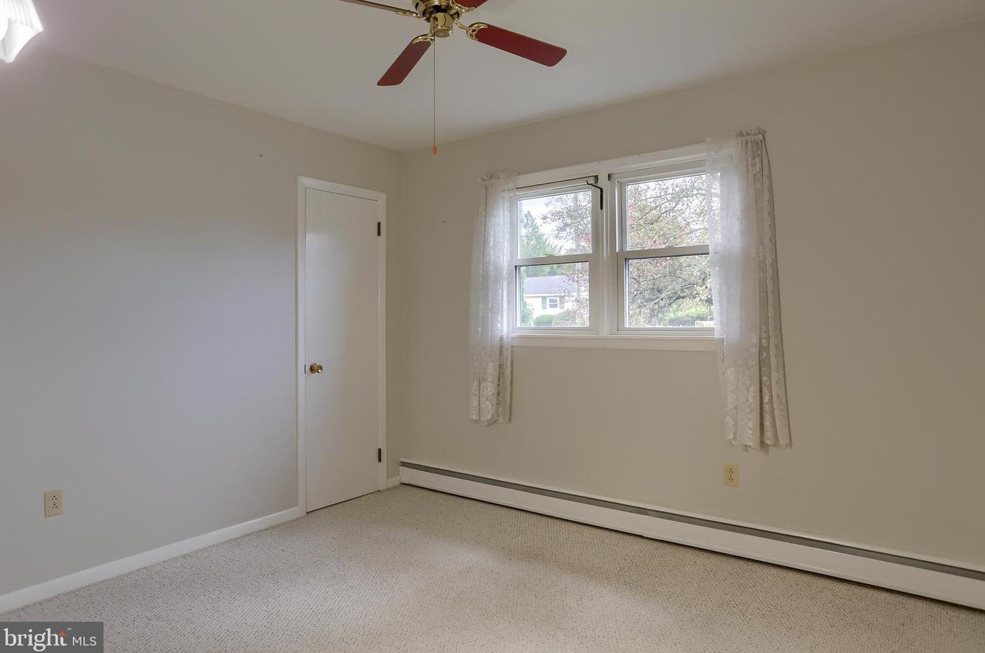 427 Locust St, Lebanon PA  17042-3114 exterior