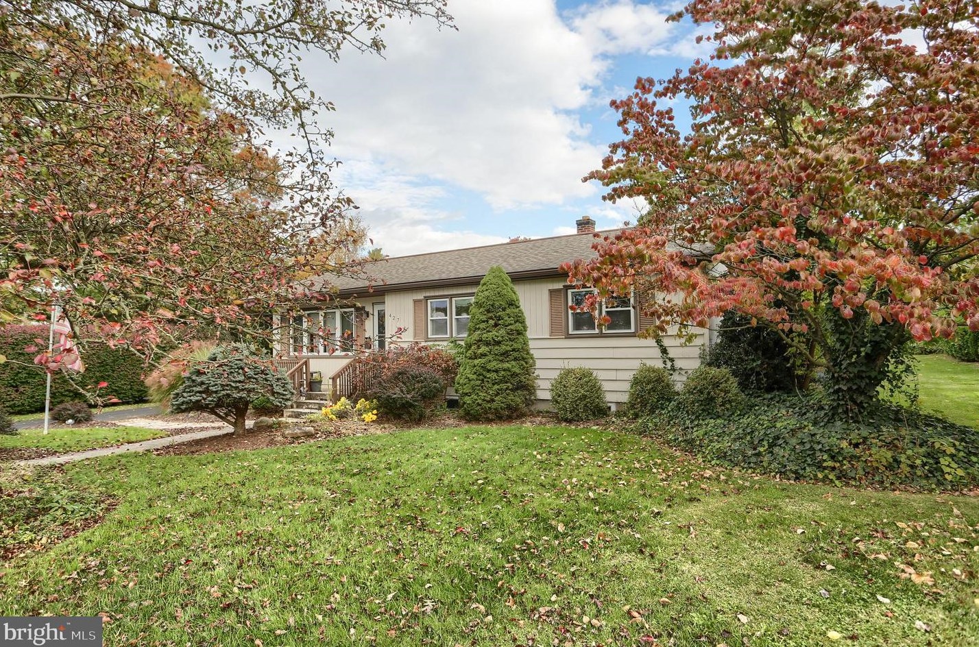 427 Locust St, Lebanon PA  17042-3114 exterior