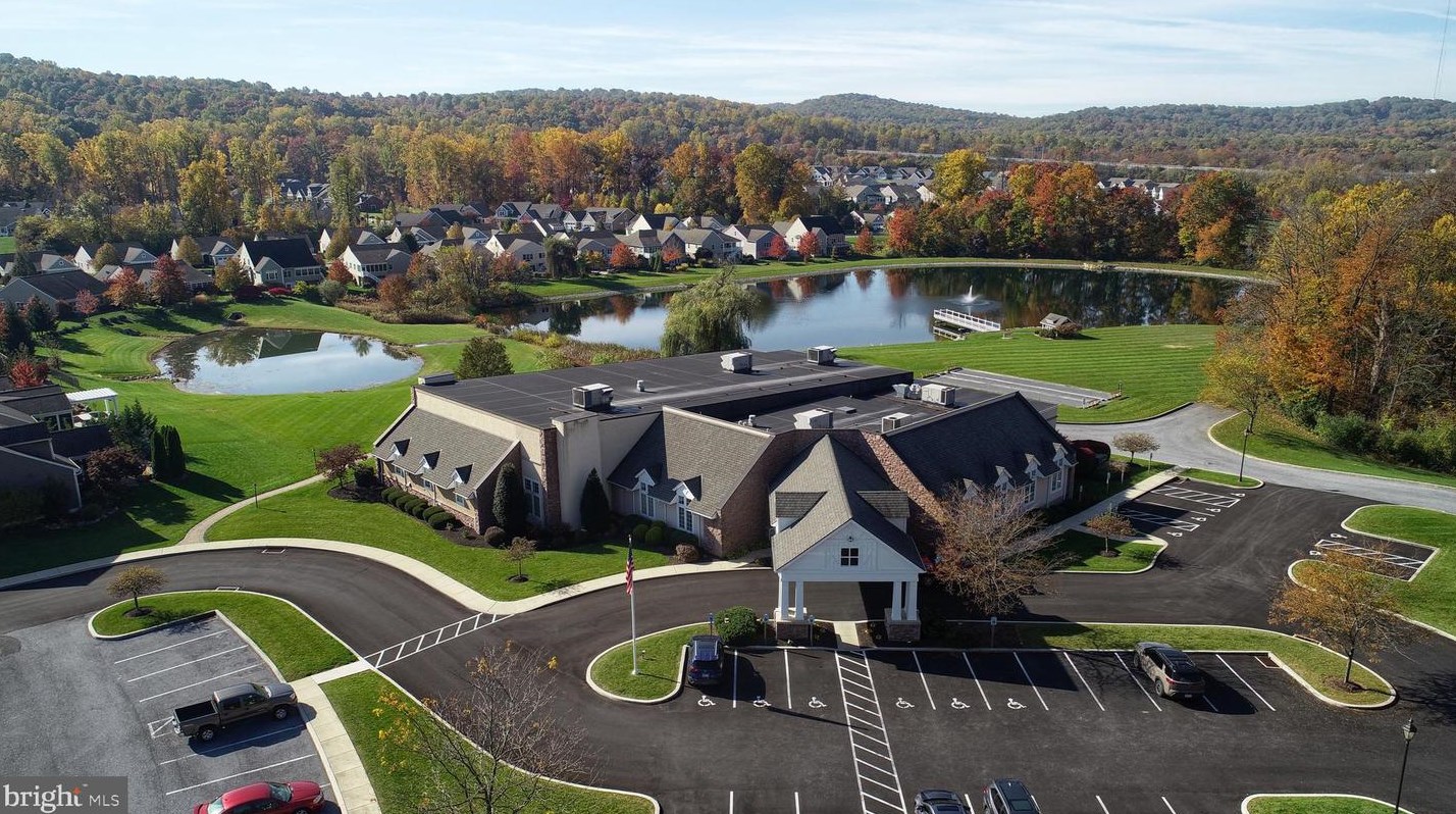 1023 English Dr, Lebanon PA  17042-9267 exterior