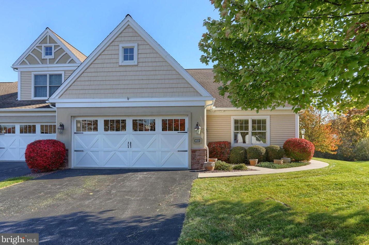 1023 English Dr, Lebanon PA  17042-9267 exterior