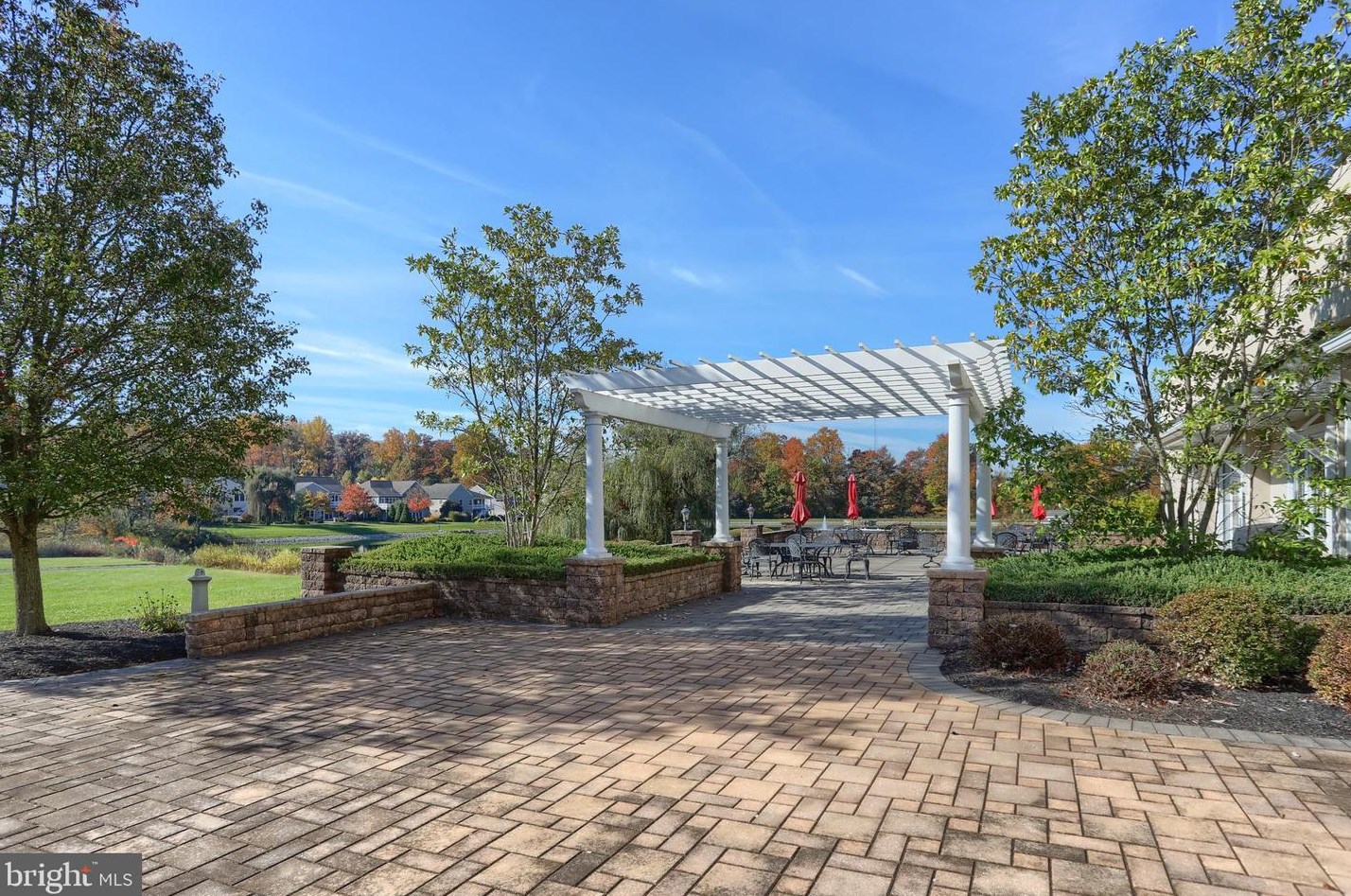 1023 English Dr, Lebanon PA  17042-9267 exterior