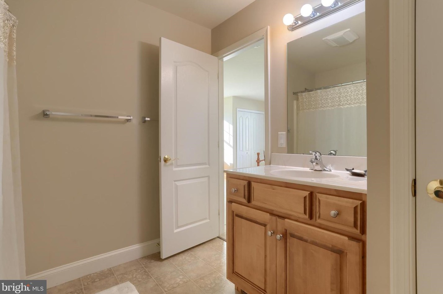 1023 English Dr, Lebanon PA  17042-9267 exterior