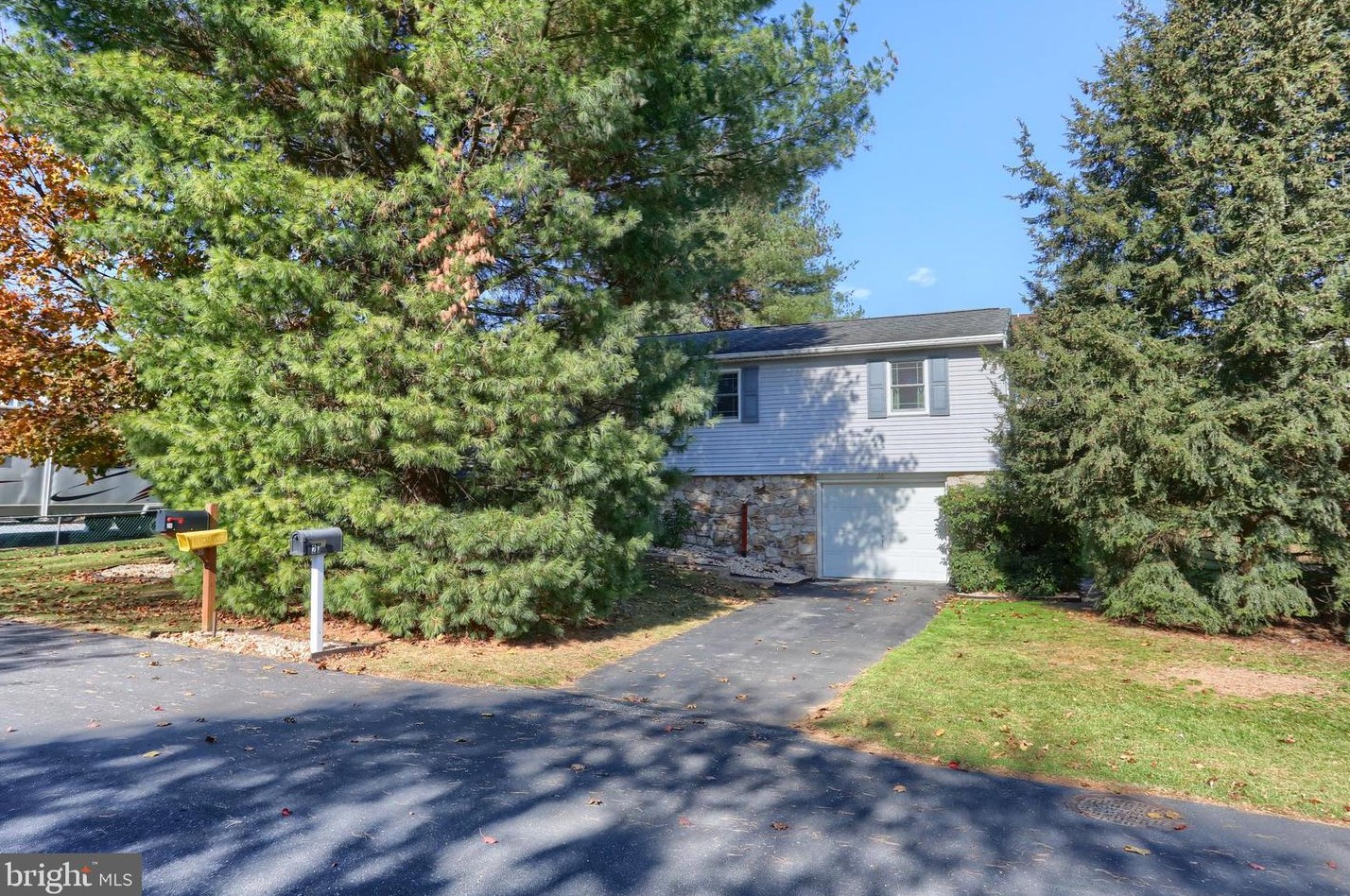 26 Middle Ave, Bordnersville PA  17038-8912 exterior