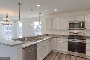 01 Gardenia Ln, Lebanon, PA 17042 - Photo 7