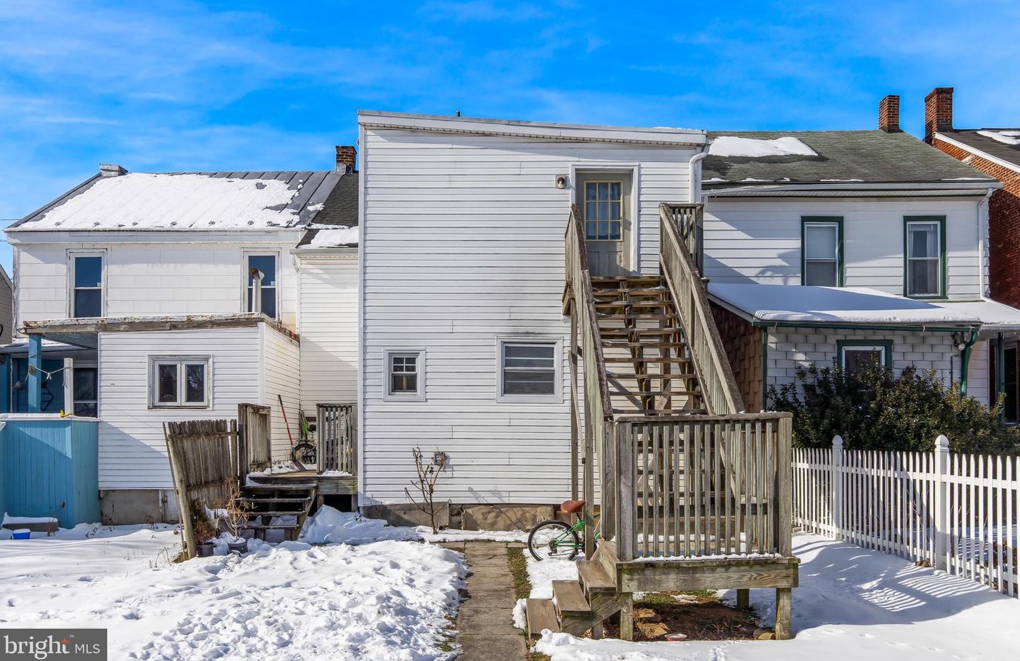 312 9 St, Lebanon PA 17042-5906 exterior