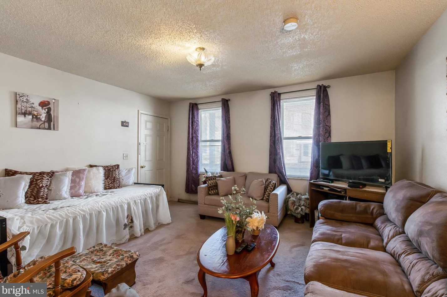 312 9 St, Lebanon PA 17042-5906 exterior