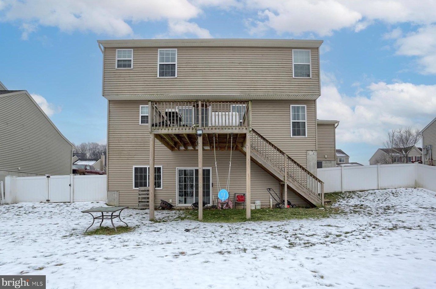 47 Wildflower Cir, Lebanon PA  17046-8122 exterior