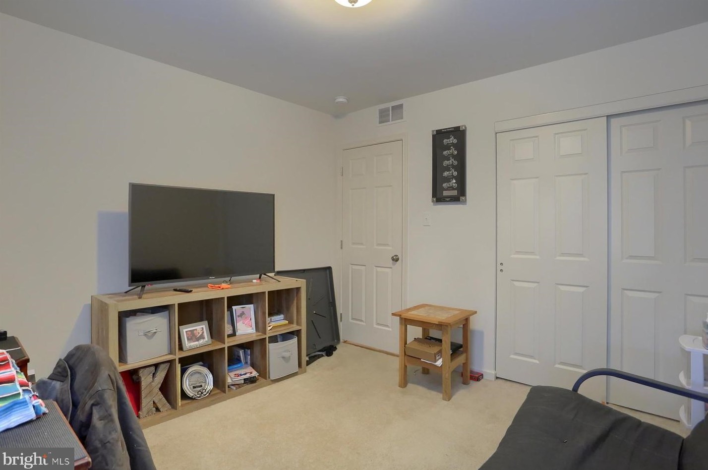 47 Wildflower Cir, Lebanon PA  17046-8122 exterior