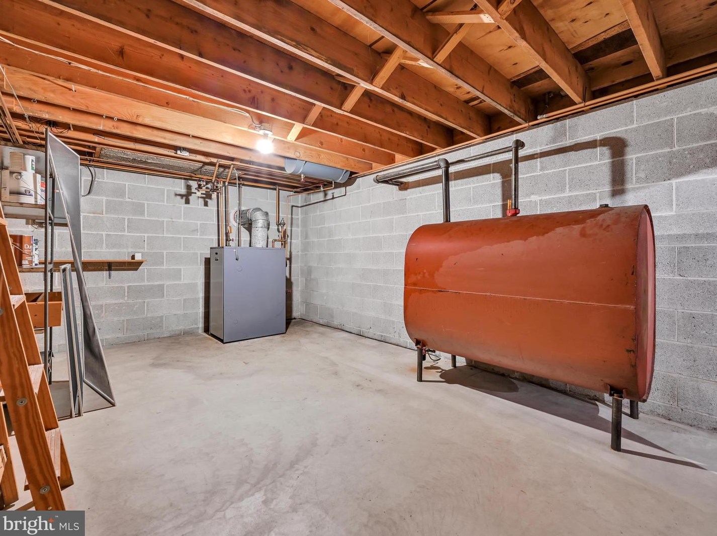 220 Cyrus St, Lebanon PA  17042-2441 exterior