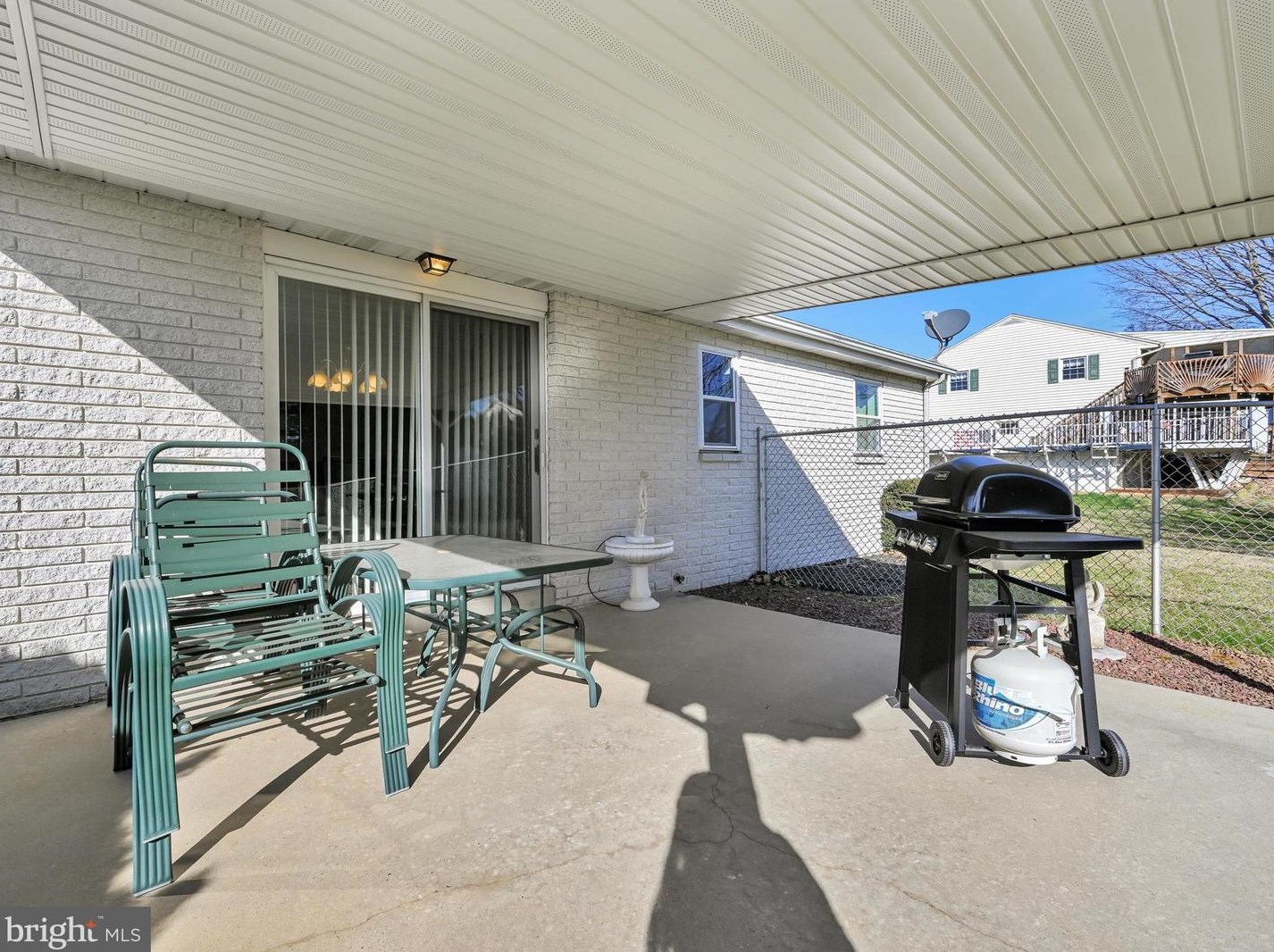 220 Cyrus St, Lebanon PA  17042-2441 exterior