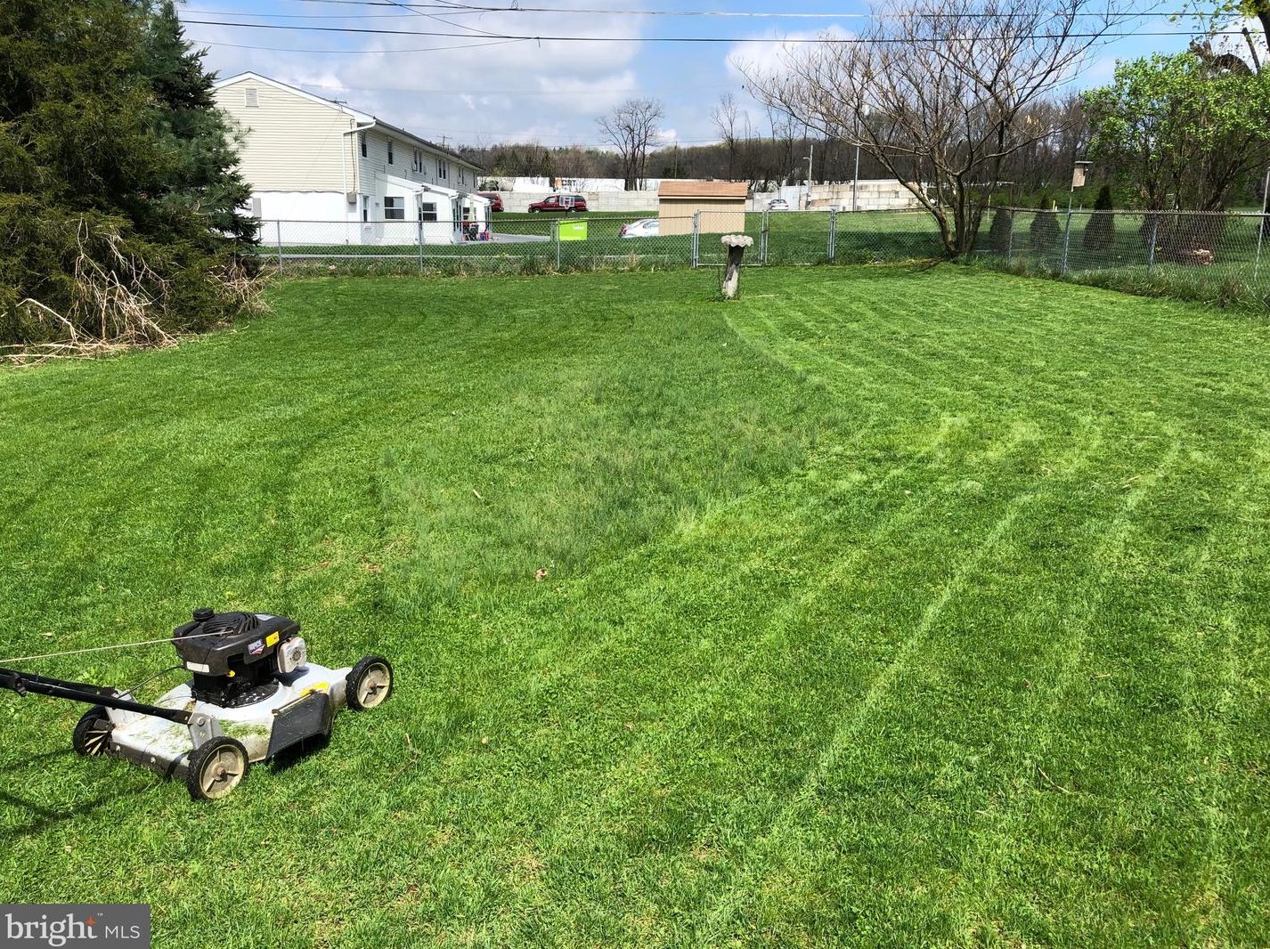 411 Maple St, Bellegrove PA  17003-1519 exterior
