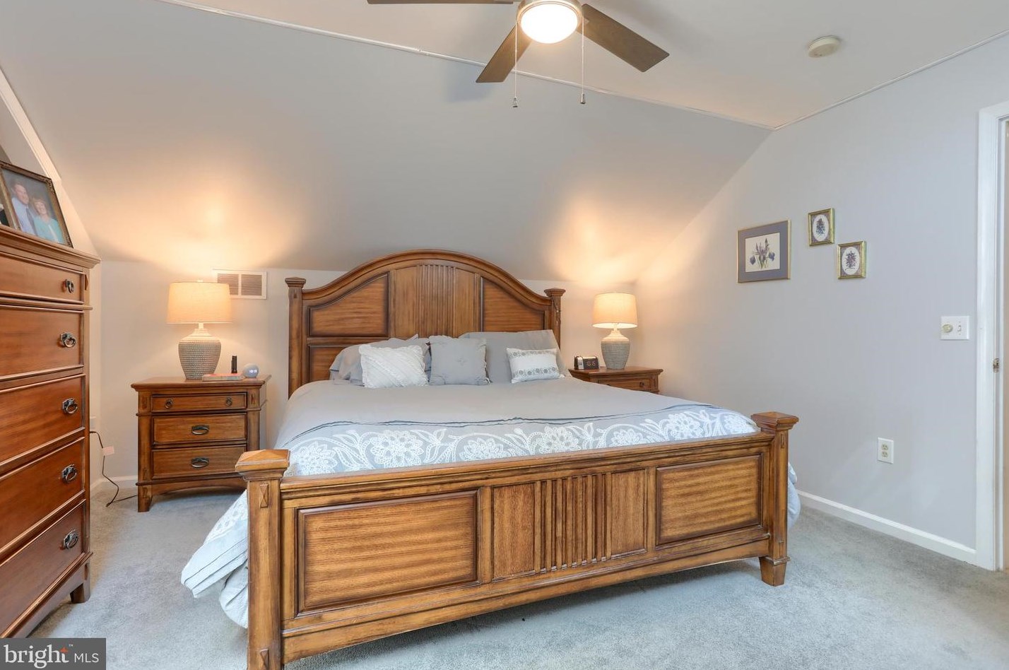 236 Weymouth Dr, Lebanon PA 17042-4159 exterior