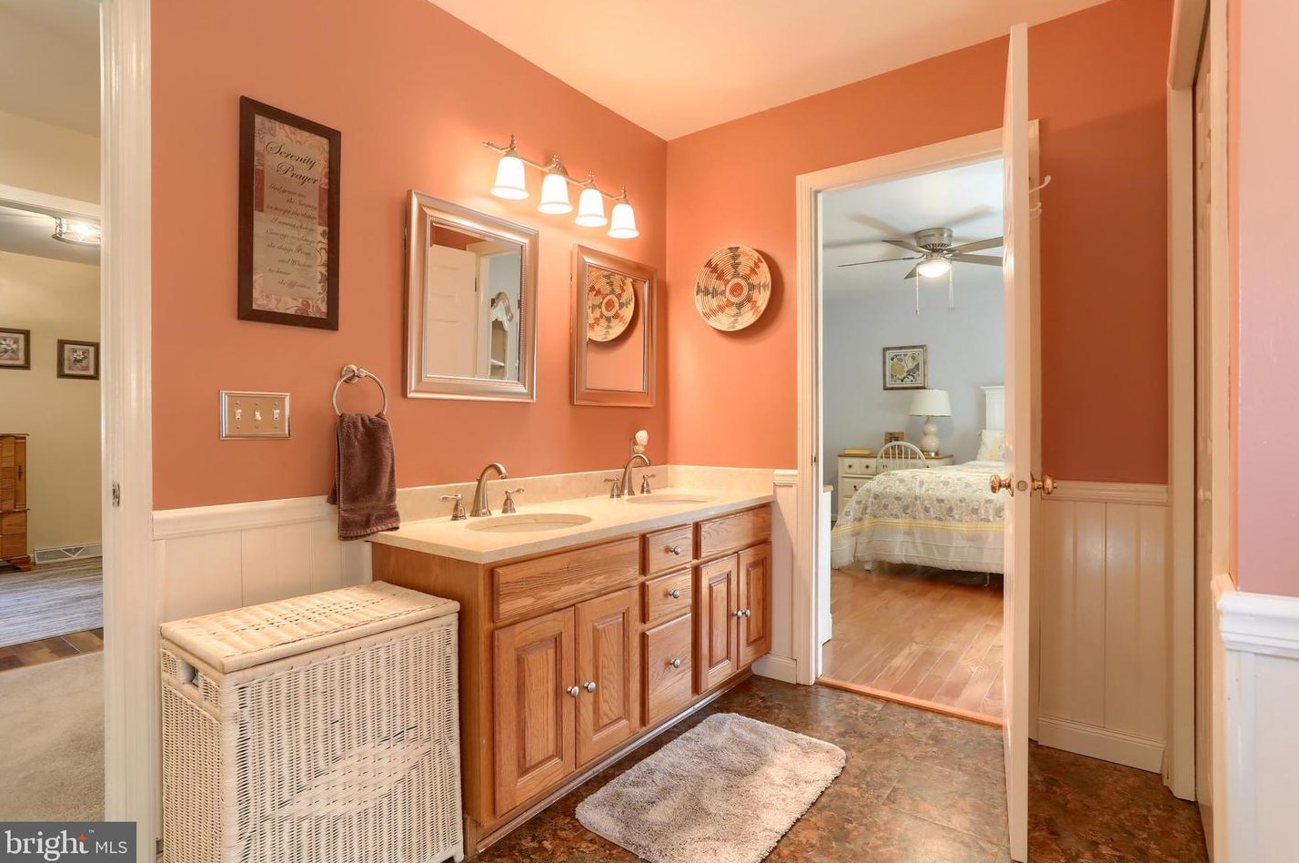 236 Weymouth Dr, Lebanon PA 17042-4159 exterior