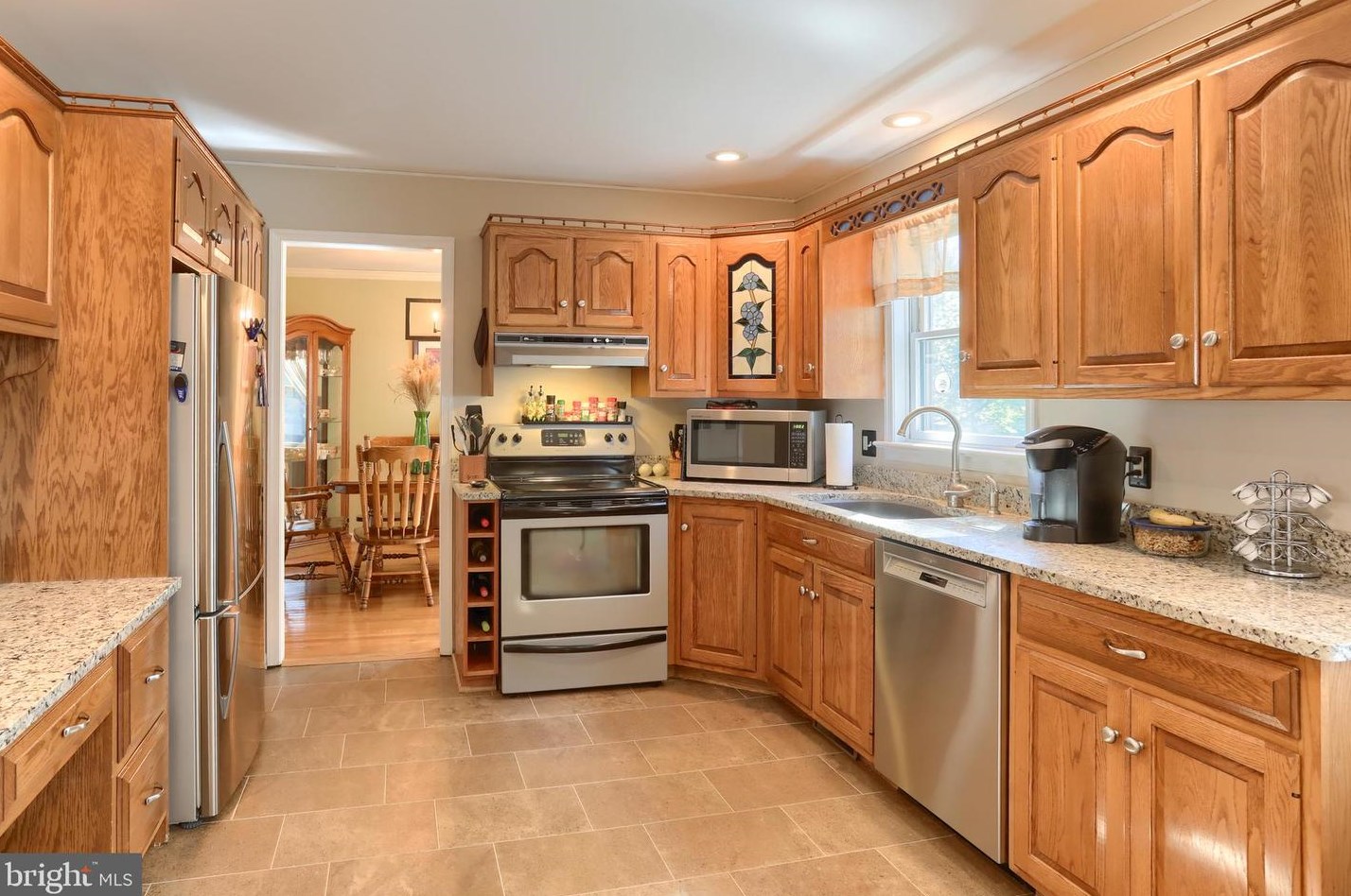 236 Weymouth Dr, Lebanon PA 17042-4159 exterior