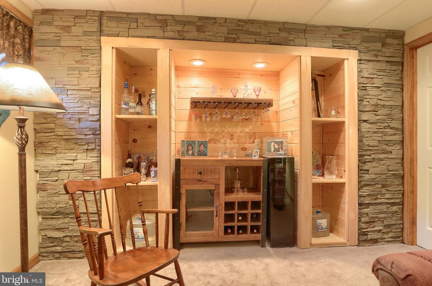 236 Weymouth Dr, Lebanon PA 17042-4159 exterior