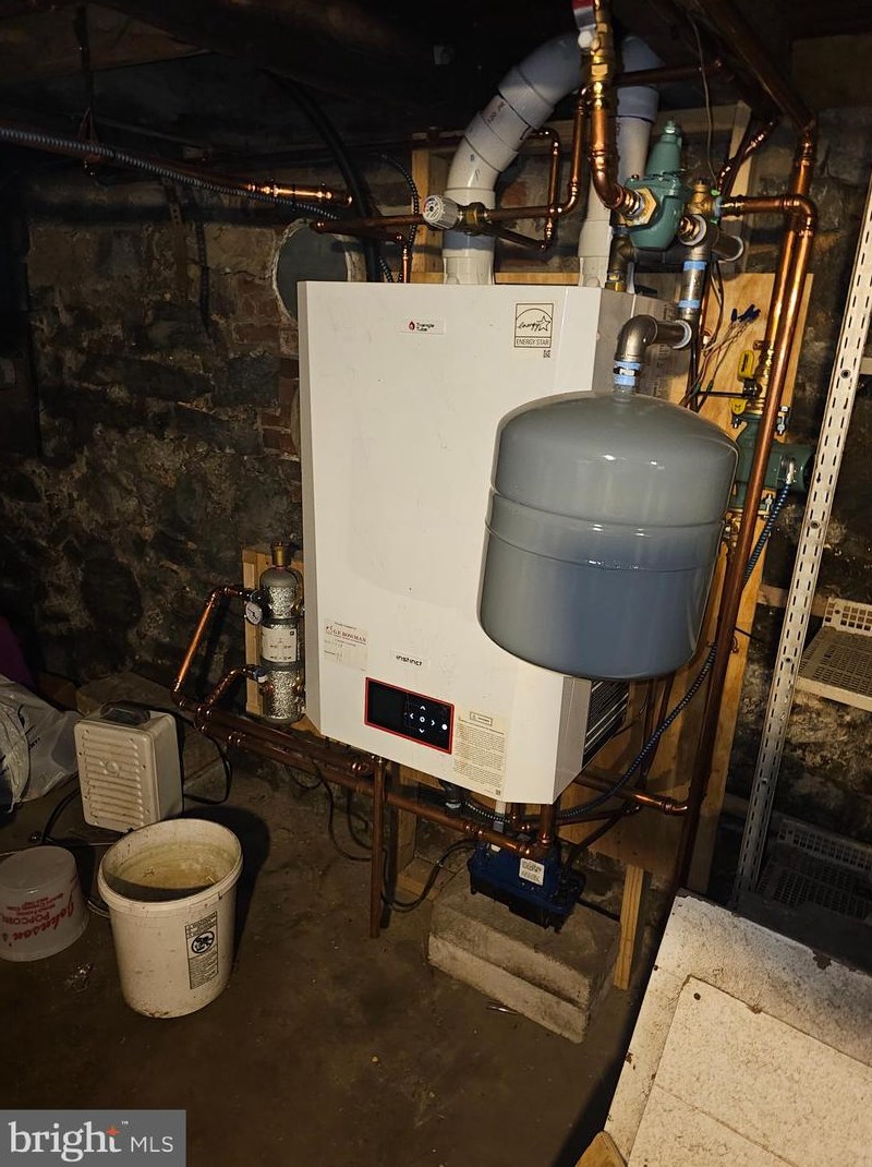 379 Jones St, Lebanon PA 17046-4668 exterior